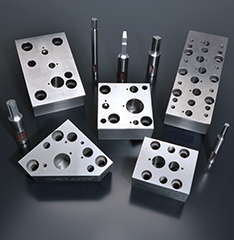 Special Multi-Hole Retainers